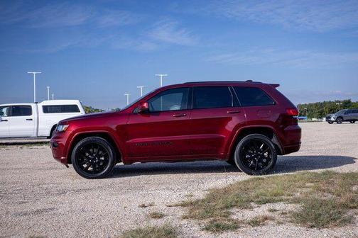 2022 Jeep Grand Cherokee WK Laredo