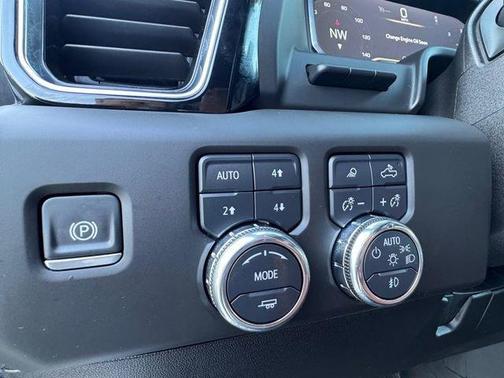 2025 GMC Sierra 2500 Denali Ultimate