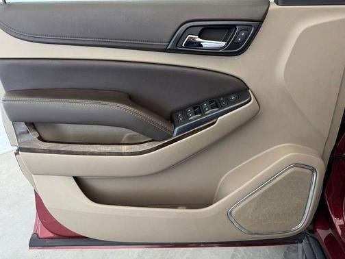 2016 Chevrolet Suburban LS