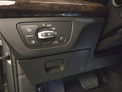 2019 Audi Q5 2.0T Premium Plus