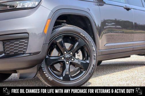2023 Jeep Grand Cherokee L Laredo