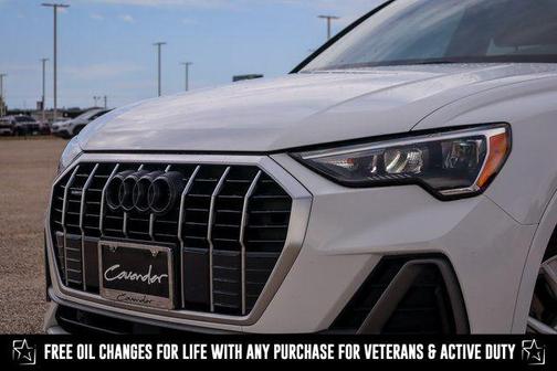 2022 Audi Q3 45 S line Premium