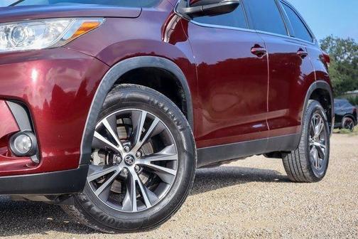 2019 Toyota Highlander LE Plus