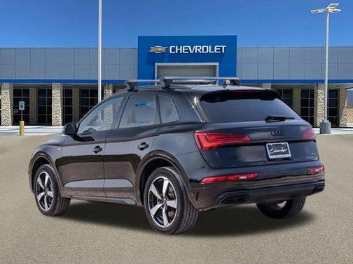 2023 Audi Q5 45 S line Prestige