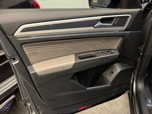 2023 Volkswagen Atlas 3.6 V6 SEL R-Line Black