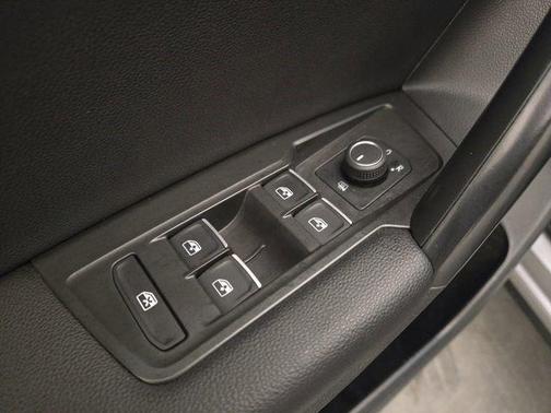 2021 Volkswagen Tiguan 2.0T SE R-Line Black