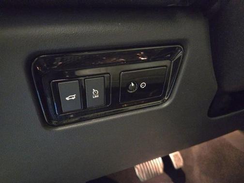 2019 Jaguar F-PACE 25t Prestige