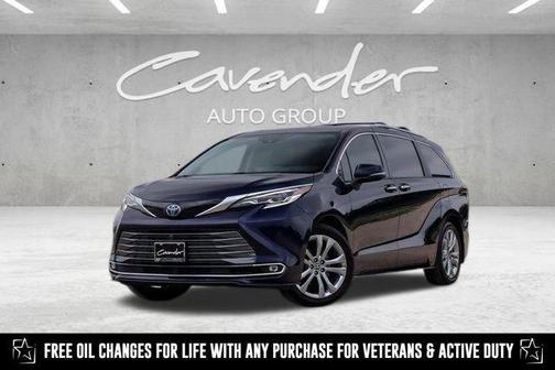 2022 Toyota Sienna Platinum 7 Passenger