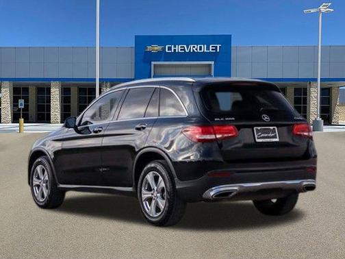 2017 Mercedes-Benz GLC 300 Base