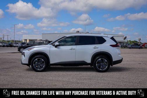 2025 Nissan Rogue SV