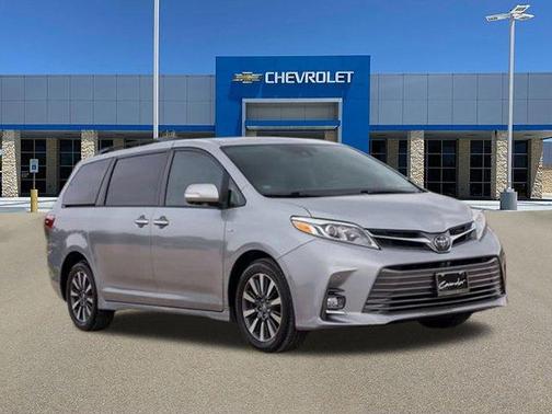 2018 Toyota Sienna Limited Premium