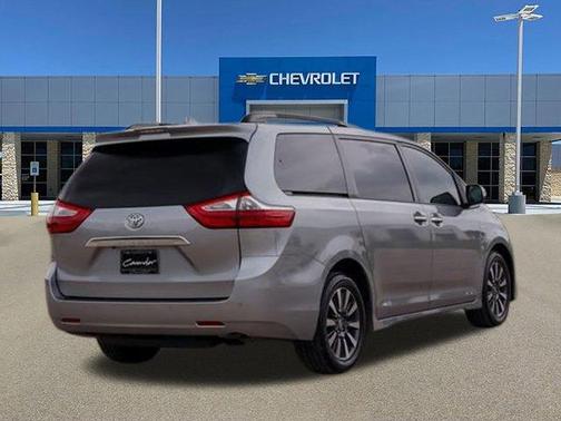 2018 Toyota Sienna