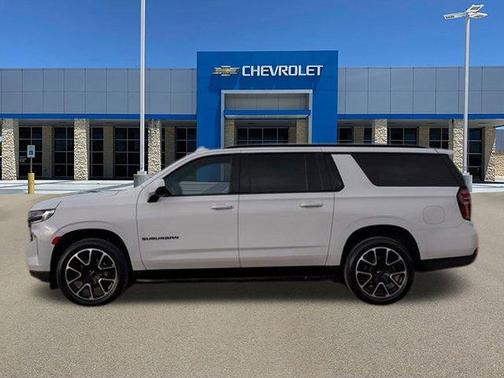 2023 Chevrolet Suburban RST