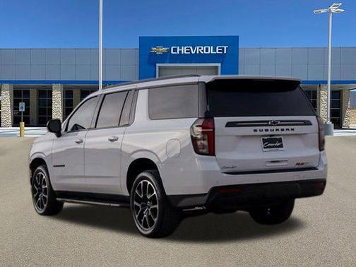 2023 Chevrolet Suburban RST