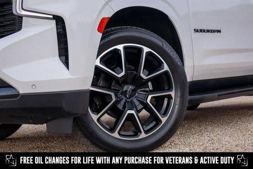 2023 Chevrolet Suburban RST
