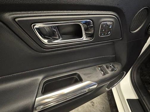 2015 Ford Mustang EcoBoost Premium