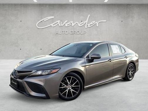 2021 Toyota Camry Hybrid SE