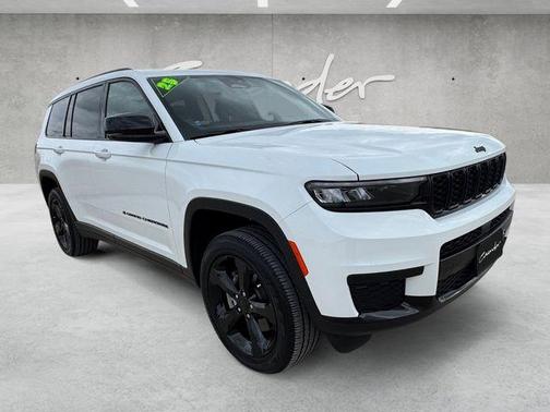 2025 Jeep Grand Cherokee L Laredo