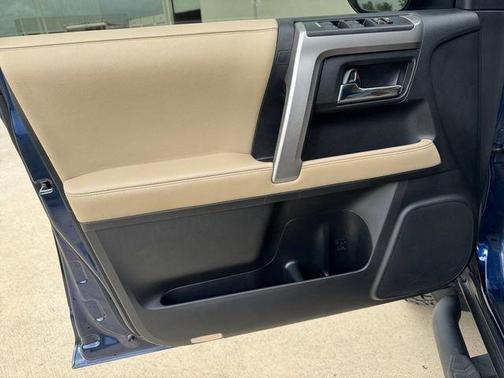 Nautical Blue Metallic 2021 Toyota 4Runner SR5