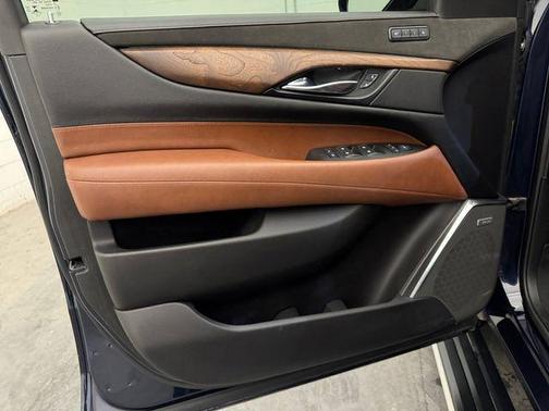 2018 Cadillac Escalade Premium Luxury