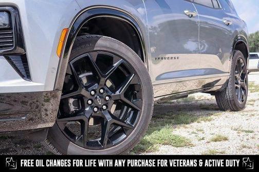 2025 Chevrolet Traverse RS