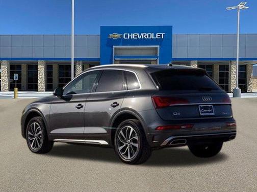 2022 Audi Q5 45 S line quattro Premium