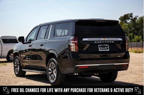 2021 Chevrolet Suburban LT
