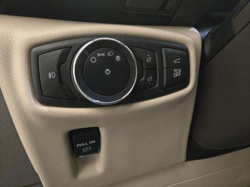 2019 Lincoln Nautilus Select