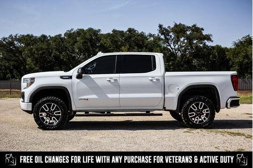 2021 GMC Sierra 1500 AT4