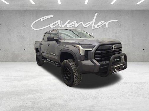 2022 Toyota Tundra SR5