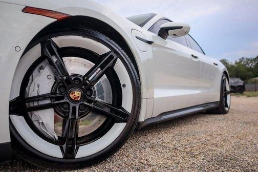 2020 Porsche Taycan Turbo
