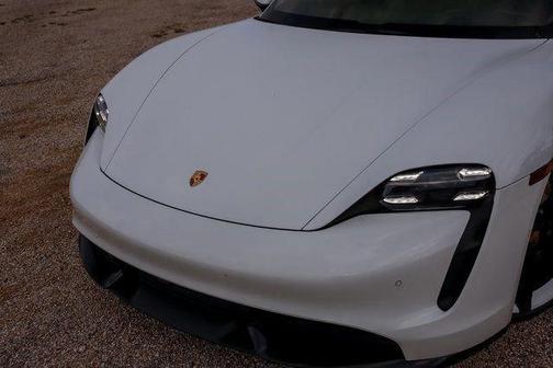 2020 Porsche Taycan Turbo
