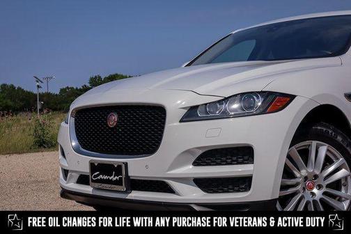2019 Jaguar F-PACE 30t Prestige