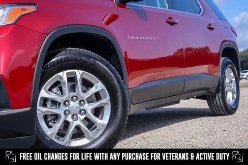 2021 Chevrolet Traverse LT Cloth