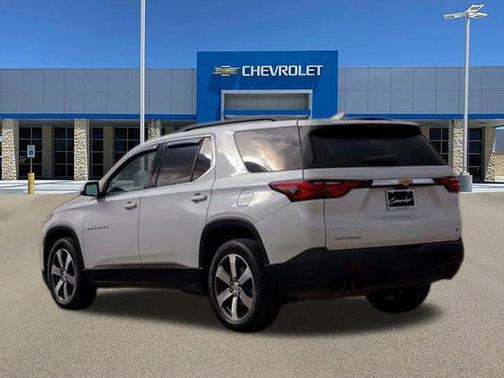 2022 Chevrolet Traverse LT Leather