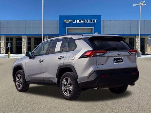 2024 Toyota RAV4 Hybrid XLE