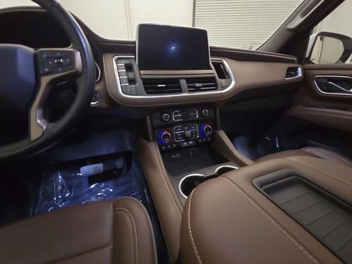 2021 Chevrolet Suburban High Country