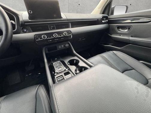 2023 Honda Pilot EX-L 7-Passenger