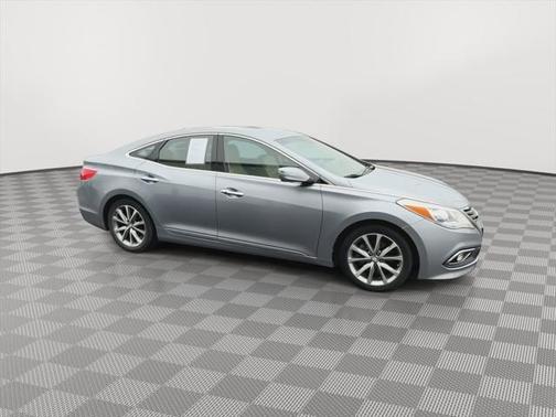 2016 Hyundai Azera Base