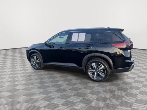 2024 Nissan Rogue SL