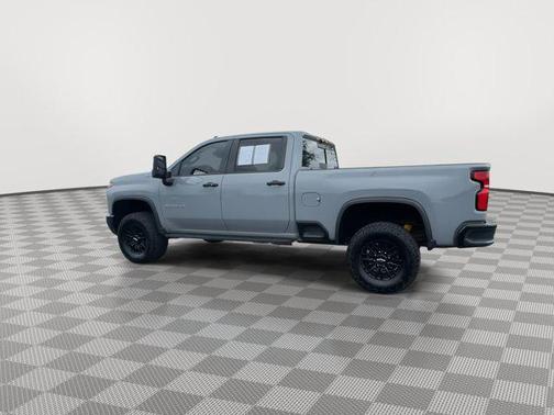 2025 Chevrolet Silverado 2500 4WD Crew Cab Standard Bed ZR2