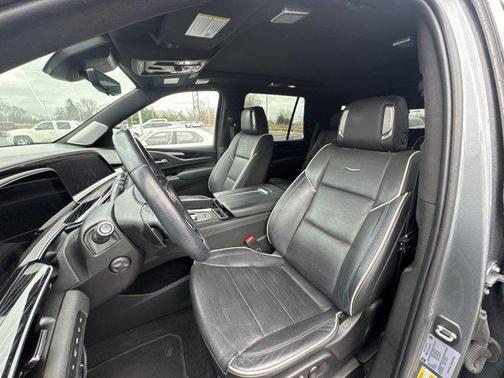 2022 Cadillac Escalade Sport