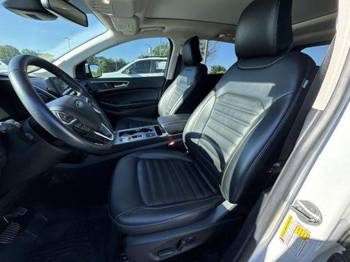 STAR WHITE 2022 Ford Edge SEL