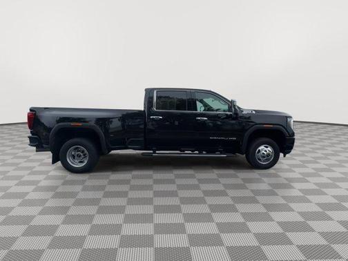 2023 GMC Sierra 3500 Denali