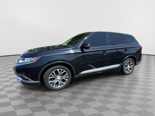 2016 Mitsubishi Outlander SE