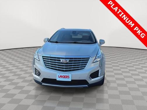 2017 Cadillac XT5 Platinum