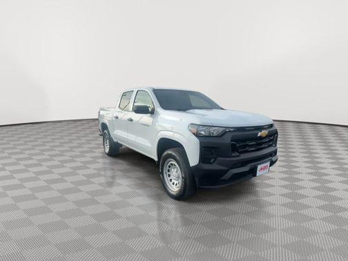 2024 Chevrolet Colorado WT