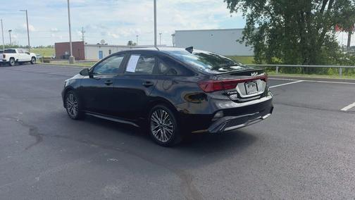 Aurora Black 2024 Kia Forte GT-Line