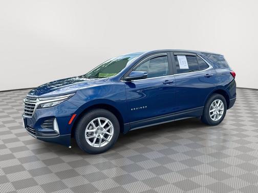 Blue Glow Metallic 2022 Chevrolet Equinox 1LT