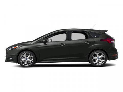 2016 Ford Focus ST ST